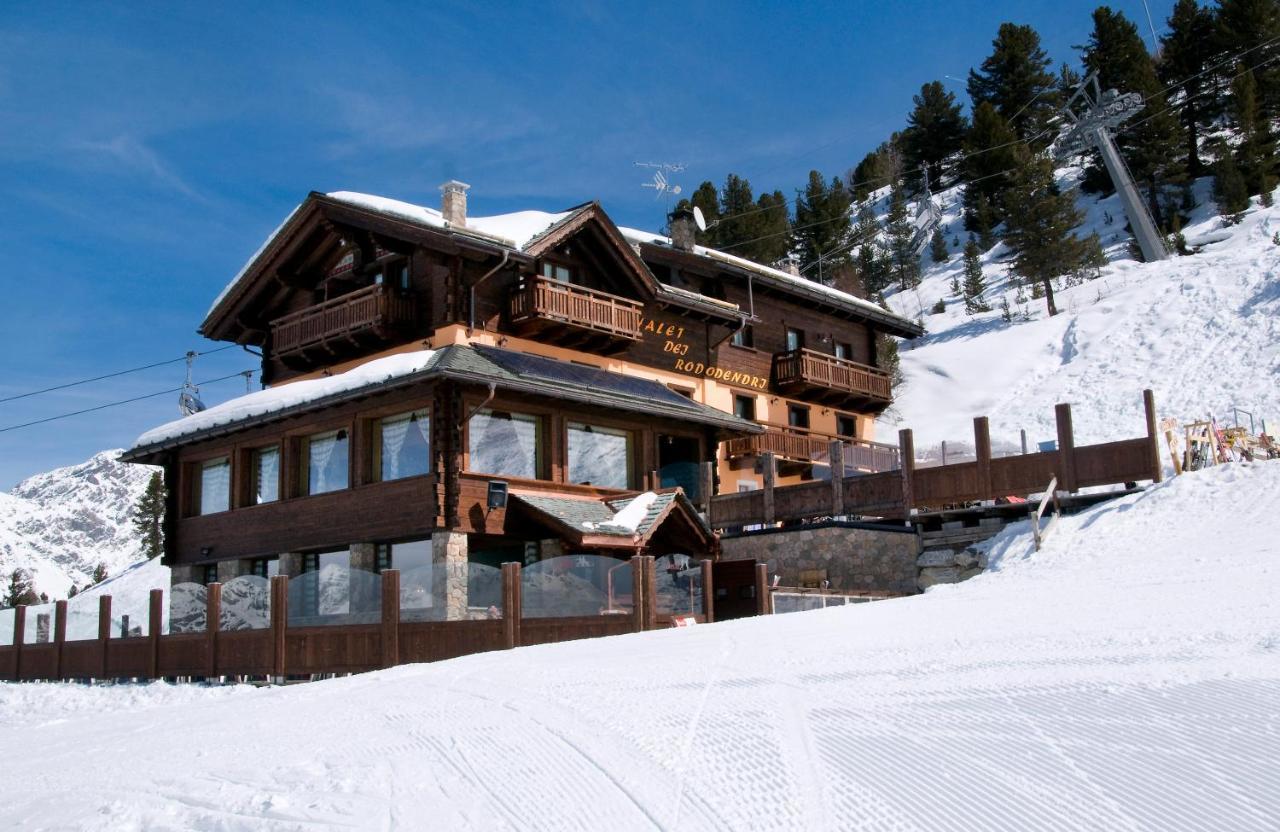 Chalet Dei Rododendri Villa Valdisotto Exterior photo